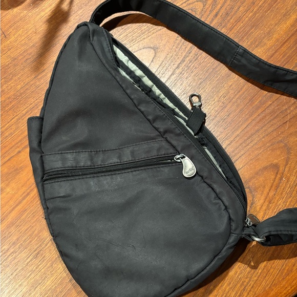 Ameribag Healthy Back bag Black Crossbody Bag - Picture 1 of 8
